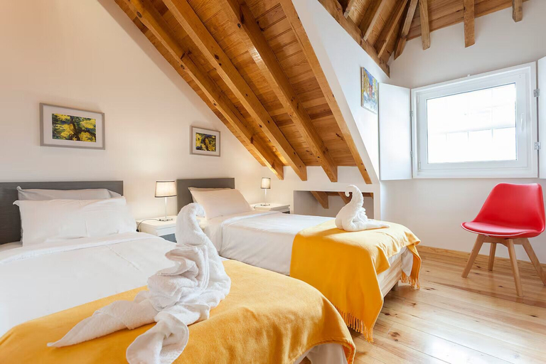 Bedroom 4, Wooden Top With Terrace, Lisbon