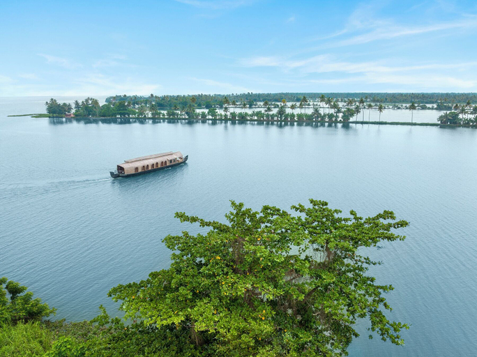 Others 2, Kumarakom Lake Resort Houseboats, Kottayam