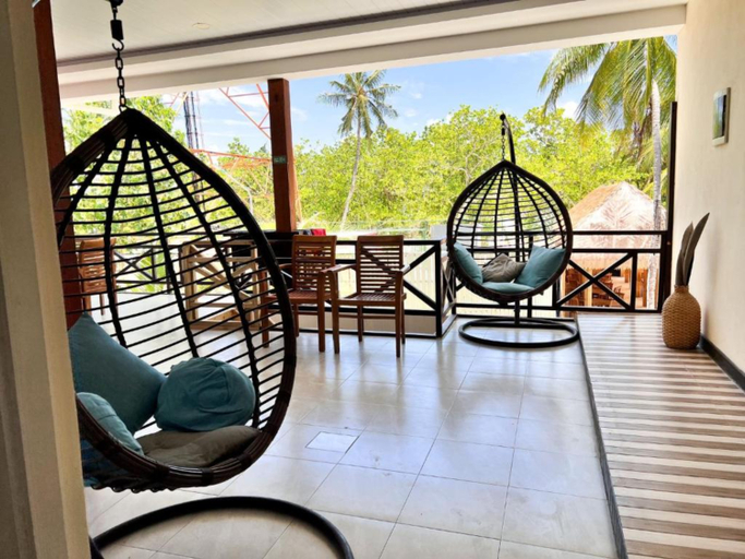 Others 2, Wave Crest Retreat, Kaafu Atoll