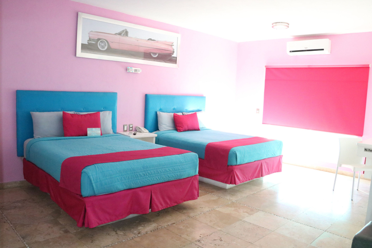 Bedroom 3, Miami Inn Hotel, Puerto Vallarta