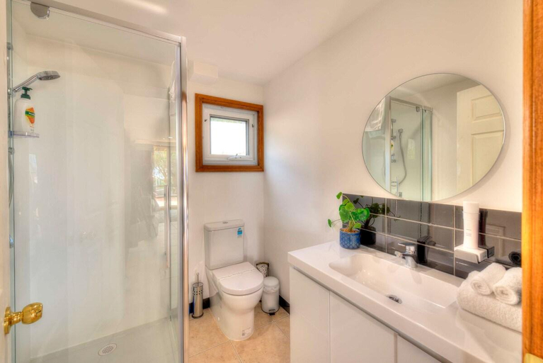 Bathroom 3, Bella Vista, Glamorgan-Spring Bay