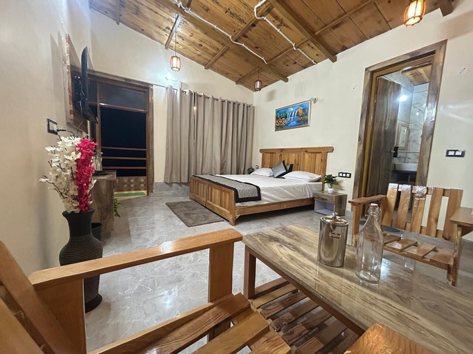 Others 4, Abodes Himalaya View, Almora
