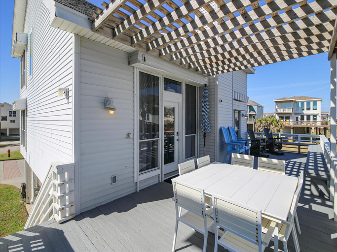Others 2, La Dolce Vita Pointe San Luis, Galveston