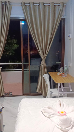 Bedroom, Batikseafood Airport & Room, Phuket Island
