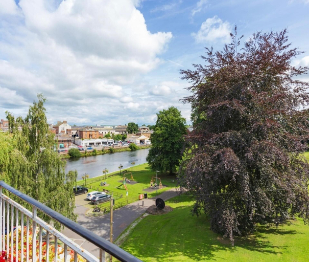 Property grounds, Caul View Apartment in Dumfries, Dumfries and Galloway