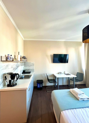 Room 5, Ioannina Central Apartment by SuperhostHub, Epirus