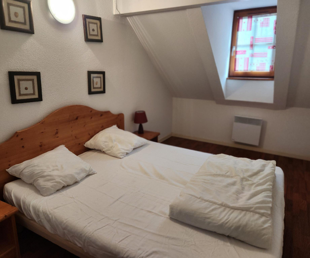 Bedroom 2, Le Petit Vignec, Hautes-Pyrénées
