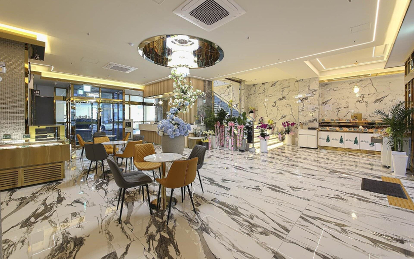 Food & Drinks 3, The One Business Hotel, Gangjin
