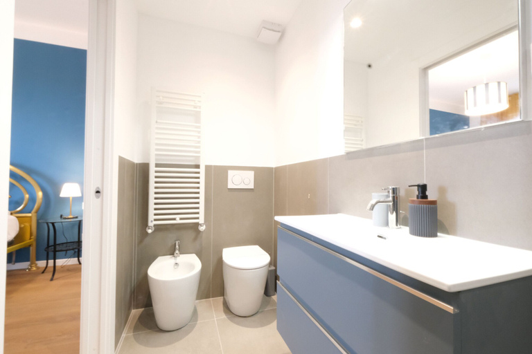 Bathroom 3, Wine Apartments Florence Cabernet, Florence