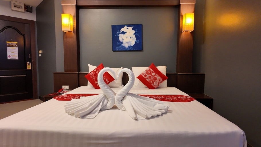 Bedroom 12