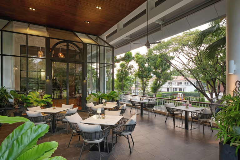 Food & Drinks 5, The Park Nine Srinakarin, Prawet