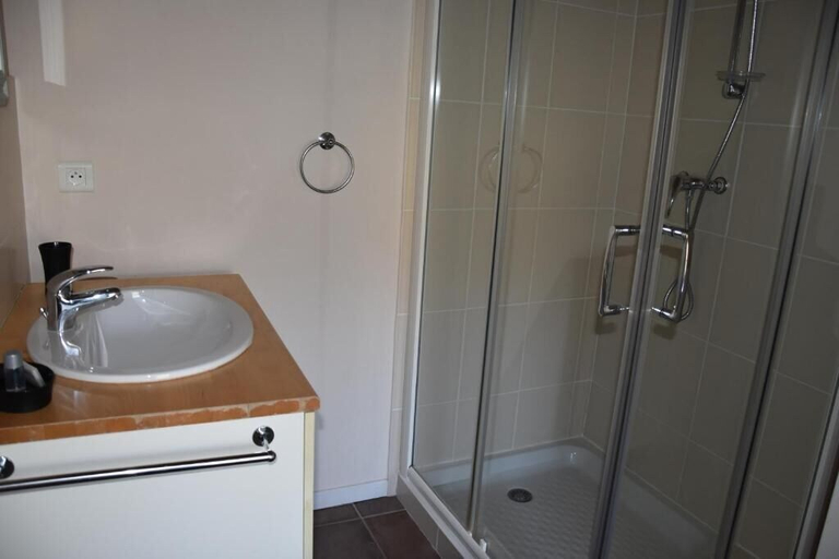 Bathroom, Le Tilleul de Ray, Haute-Saône