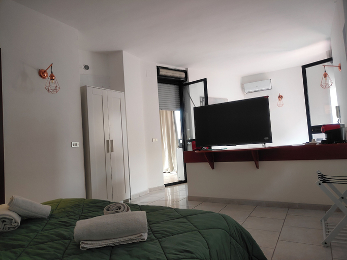 Others 2, CconfortHotels eXtramurale Apartment, Bari
