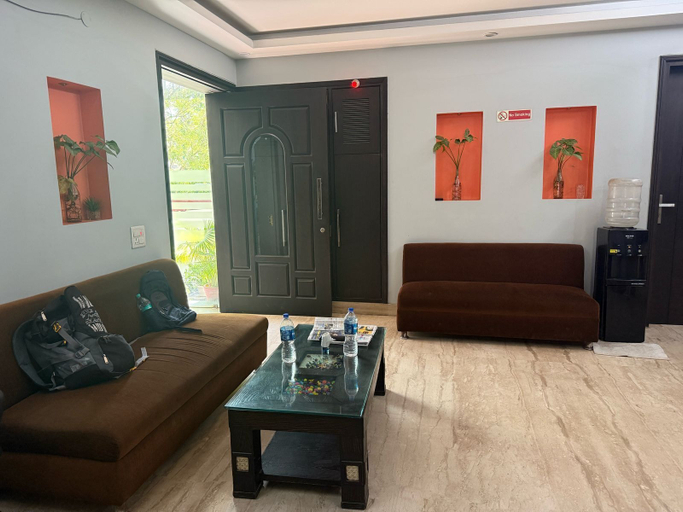 Others 5, Royal Inn, Gurgaon