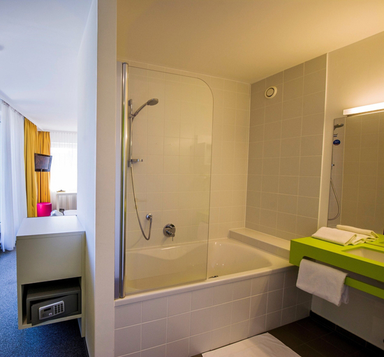 Bathroom 4, STAY.inn Comfort Art Hotel Schwaz, Schwaz