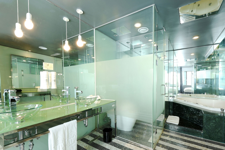 Bathroom 4, Imperial Palace Boutique Hotel, Itaewon, Yongsan