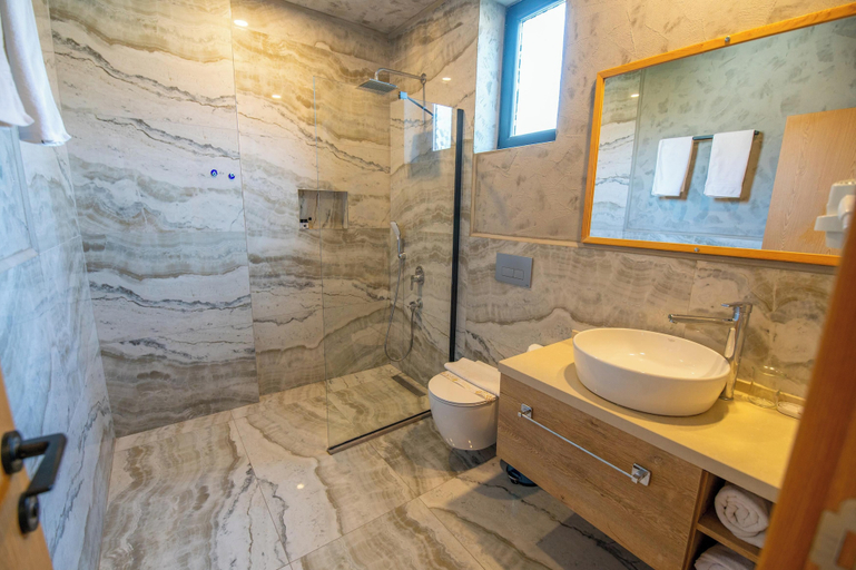 Bathroom 5, Belci City House, Fethiye