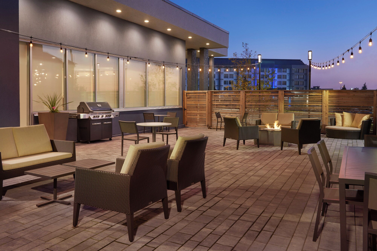 Food & Drinks 5, Residence Inn by Marriott Toronto Mississauga Southwest, Peel