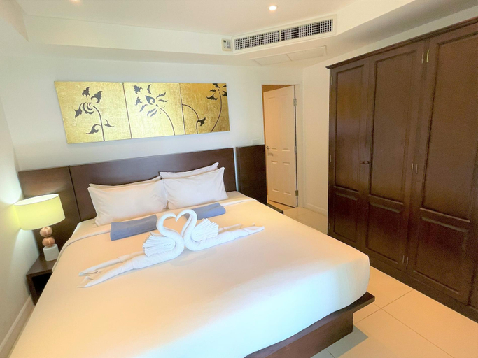 Bedroom 2, Spacious apartment at Kata Ocean View M11, Pulau Phuket