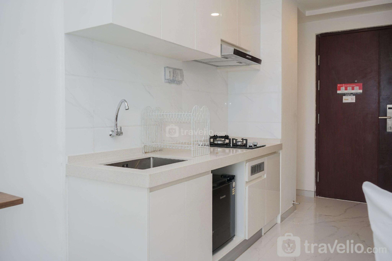 Others 5, Studio Sky House BSD with Cozy Design By Travelio, Tangerang Selatan