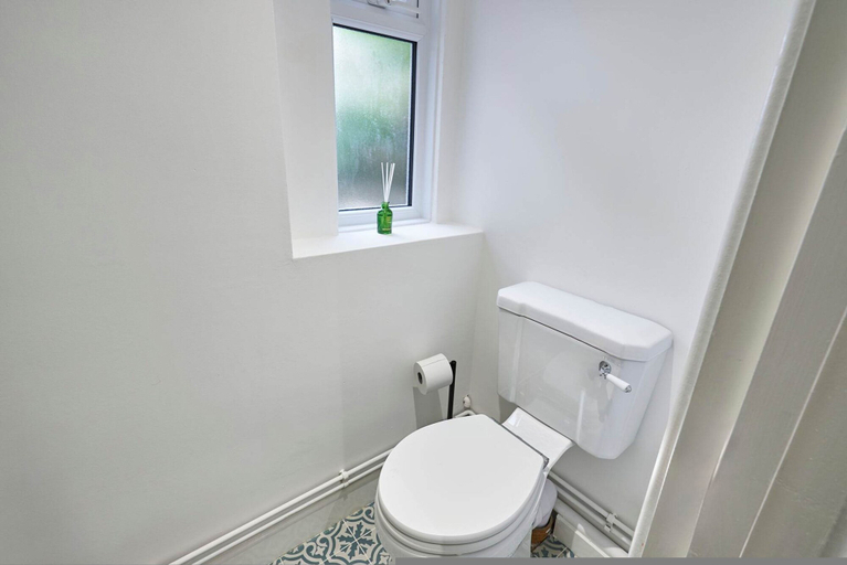 Room 5, Host Stay Blatchington Road, Brighton and Hove