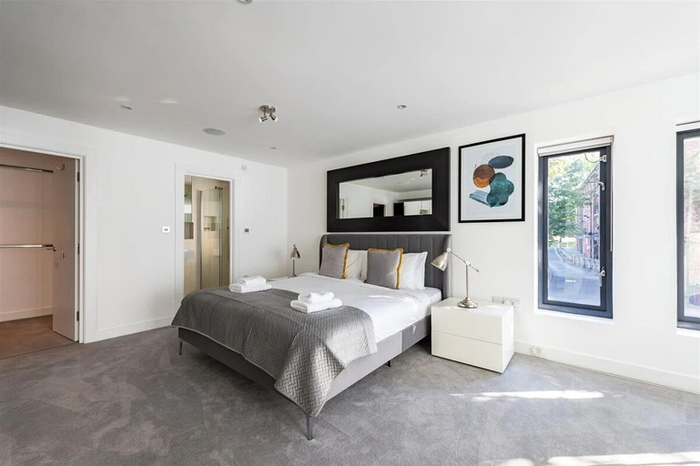 Bedroom 3, VESTO Sandmere Road, London