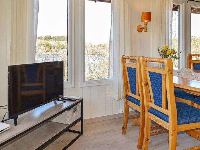 Others 3, 4 Person Holiday Home in Lyngdal, Lyngdal