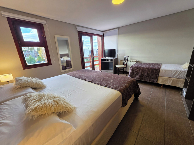 Bedroom 3, Hosteria Puerto San Julian, Lago Argentino