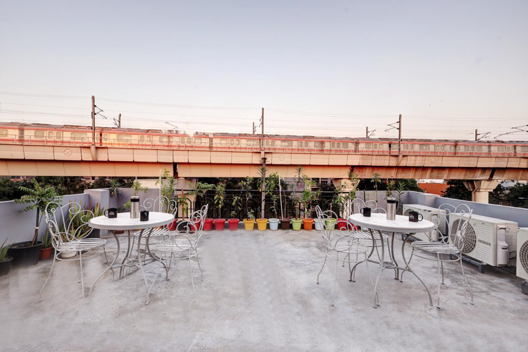 Food & Drinks 5, Hotel The Rasa Near Welcome Metro Station, Delhi