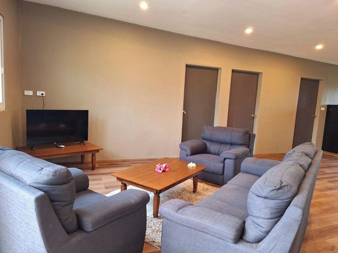 Others 5, Island Accommodation Nadi, Ba
