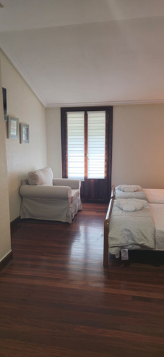 Bedroom 3, Matzuri Nekazal Turismoa, Guipúzcoa