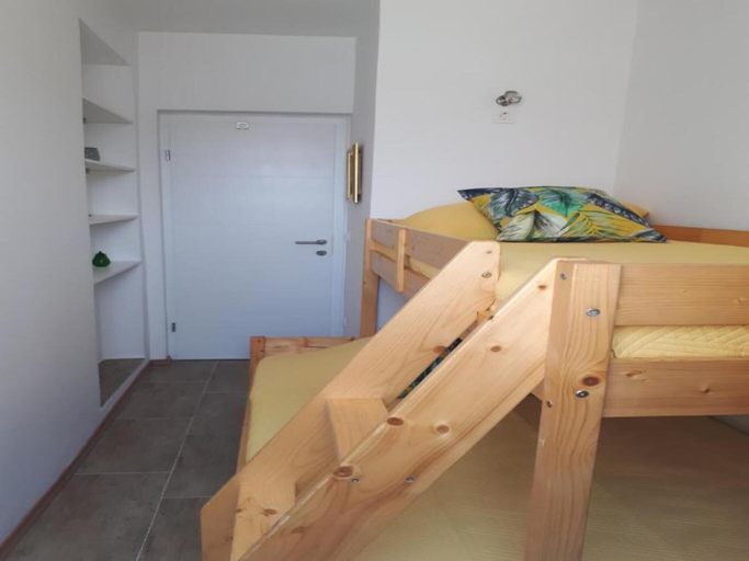 Others 3, Holiday Home Vilson, Rogoznica
