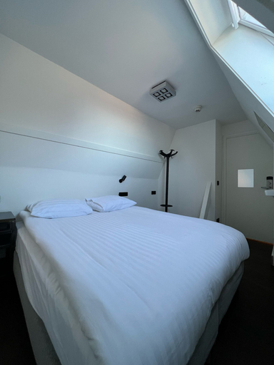 Bedroom 2, Amigo Hostel, Amsterdam