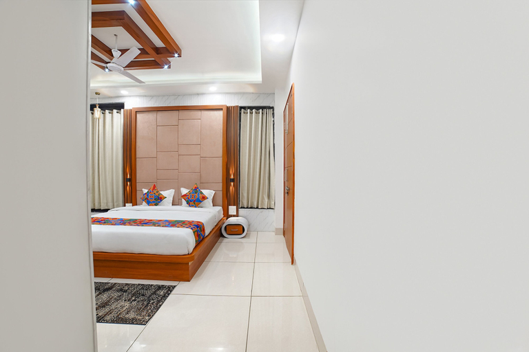 Bathroom 4, Fabhotel Eminent, Bhopal