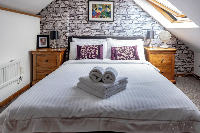 Bedroom 2, White Lanes by Pureserviced, Plymouth