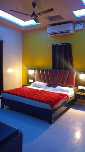 Others 3, The Crown Hotel, Sonipat
