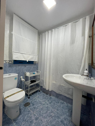 Bathroom 2, Calu Homes cerca playa de Huelin, Málaga