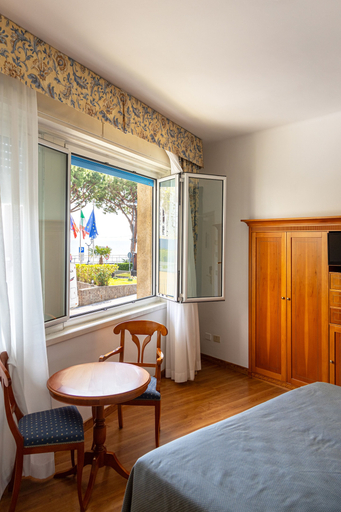 Bedroom 9