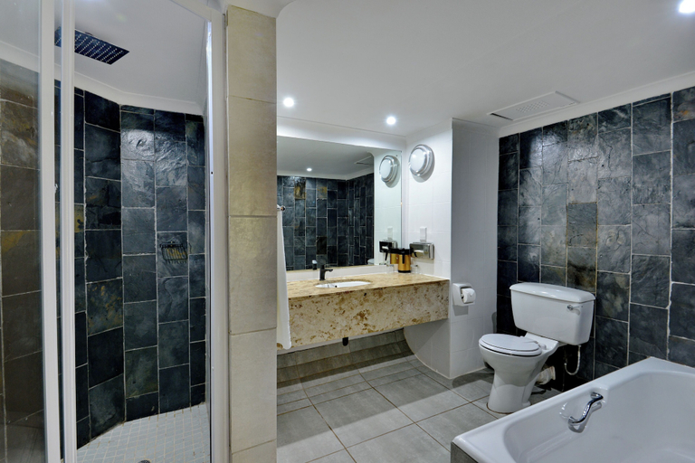 Bathroom 3, Sundown Country Estate, Bojanala