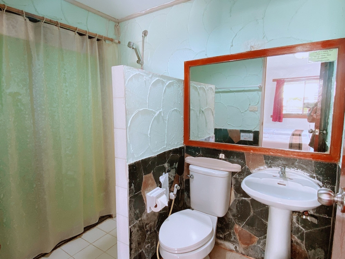 Bathroom 4, Korat Country Club Golf and Resort, Pak Thong Chai