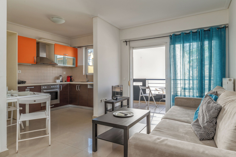 Others 5, Elvita Apartments 2, Attica
