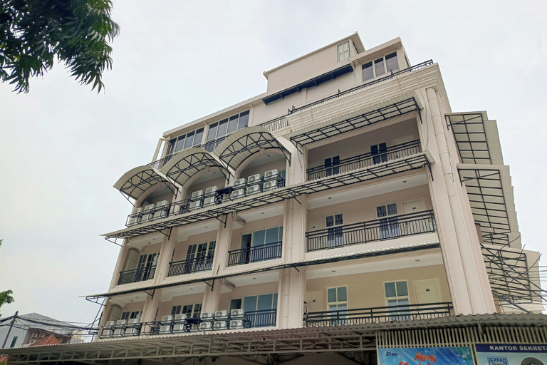 Exterior & Views 2, Kyrie Hotel, Surabaya