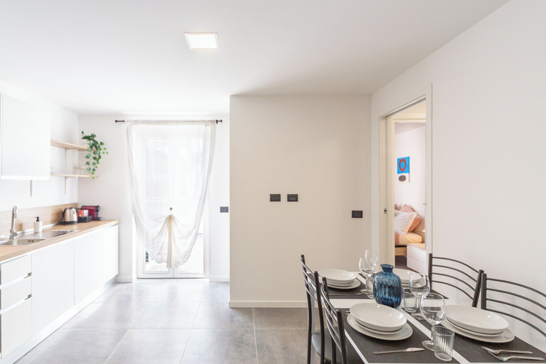 Others 5, KHL apartments, Milano