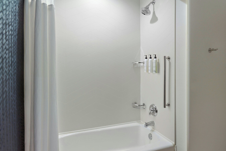 Bathroom 4, Fairfield Inn & Suites by Marriott Helen, White