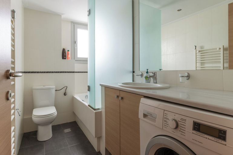 Bathroom 4, Elvita Athens Sea View Maisonette, Attica