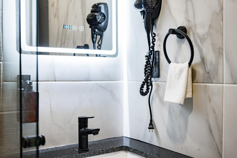 Bathroom 2, Suites Monterrey by Escajal Rooms, Mexico City