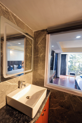 Bathroom 3, White Castle Himalayan View by Lavenders Hotels, Shimla