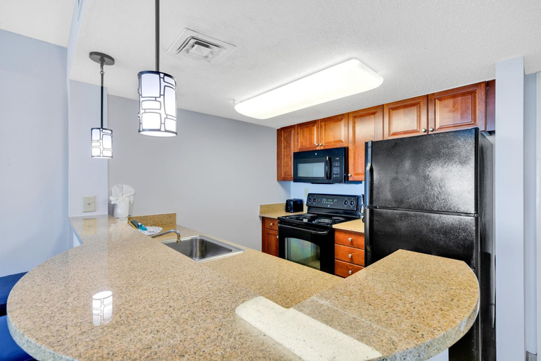 Others 4, Sun-filled Beachfront 2BR Condo at Dunes Village Resort, Horry