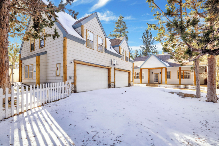 Exterior & Views 2, Castlewood Retreat #2524, San Bernardino