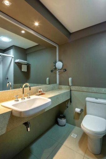 Bathroom 4, Laghetto Villa Moura, Rio Grande